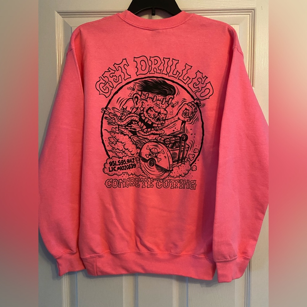 Get drilled crew neck rat fink style